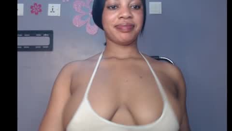 ESTHER online show from 01.30.25