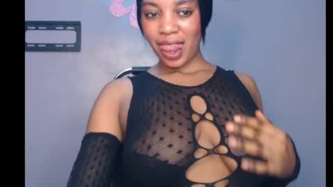 ESTHER online show from 01.31.25