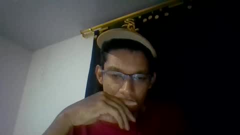 Snapshot of choco_flow chatting on 10.27.25 choco_flow online show from 10.27.25