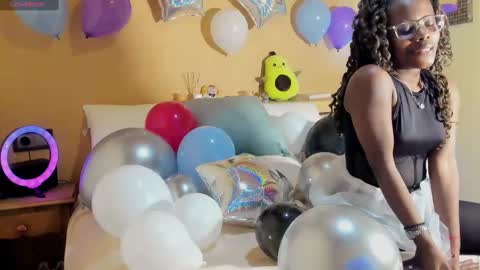 Snapshot of chocolandra_10 chatting on 01.11.25 Amber online show from 01.11.25