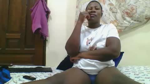 Snapshot of chocolateass4 chatting on 09.09.25 SUSAN online show from 09.09.25