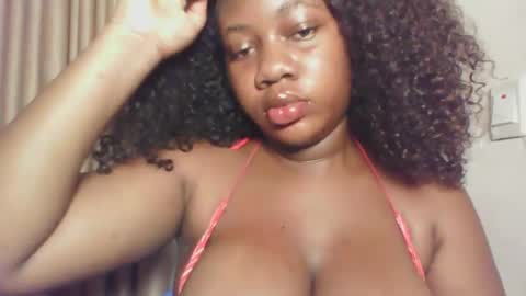 chocolateassgirl61 online show from 11.19.25