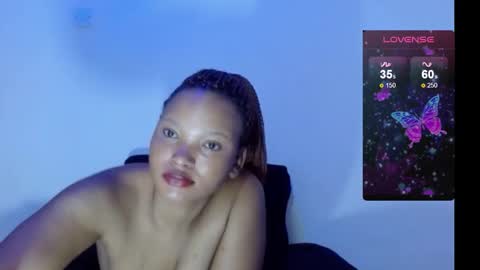 Snapshot of chocolatemilkebony chatting on 02.19.25 chocolatemilkebony online show from 02.19.25