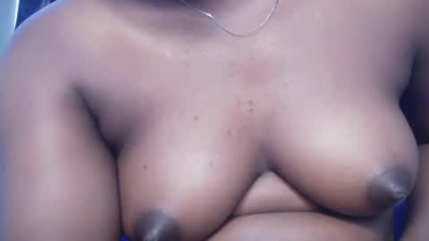 chocoslut22 online show from 12.02.25