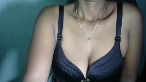 Snapshot of choe03 chatting on 10.24.25 choe03 online show from 10.24.25