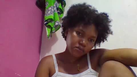 Snapshot of chololatblonde chatting on 03.02.26 chololatblonde online show from 03.02.26