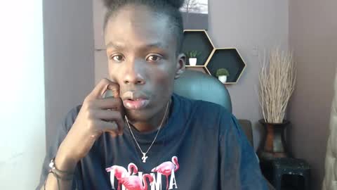 Chombo online show from 12.30.24