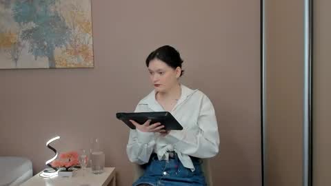 Cassandra online show from 03.18.26