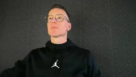 Chouffie online show from 12.05.25