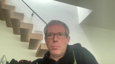 Snapshot of choupipat1 chatting on 02.27.25 choupipat1 online show from 02.27.25