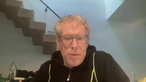 Snapshot of choupipat1 chatting on 02.28.25 choupipat1 online show from 02.28.25