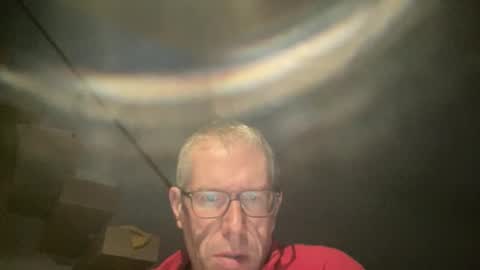 Snapshot of choupipat1 chatting on 10.13.25 choupipat1 online show from 10.13.25