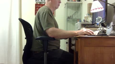 chris2002b online show from 09.28.25