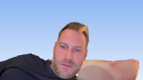 Snapshot of chris2021x chatting on 12.23.24 Chris online show from 12.23.24