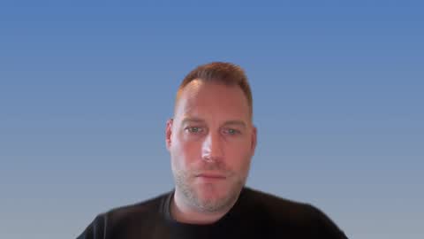 Snapshot of chris2021x chatting on 01.04.25 Chris online show from 01.04.25