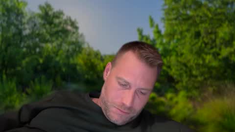 Snapshot of chris2021x chatting on 01.10.25 Chris online show from 01.10.25