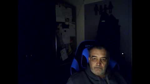 Chris online show from 10.12.25