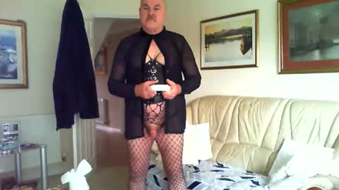 chris898902 online show from 11.03.25