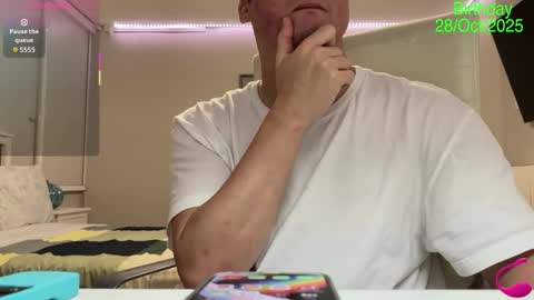 Chris Evens online show from 10.20.25