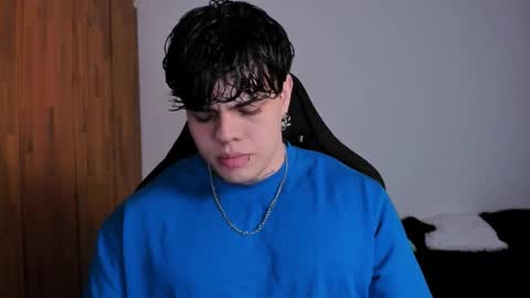 Chris Cooper Independent model online show from 02.14.25