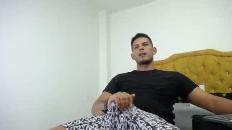 chris_dick2 online show from 04.19.26