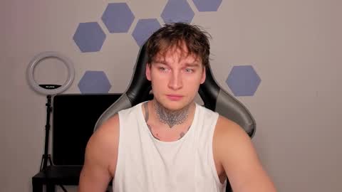 Chris Tyson online show from 10.19.25