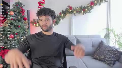 Im Chirs IM MODEL INDEPENDT online show from 12.10.24