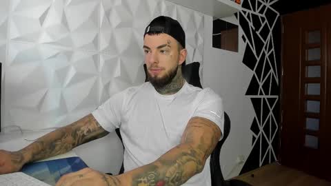 Snapshot of chrisjordan666 chatting on 10.25.25 Chris Jordan online show from 10.25.25