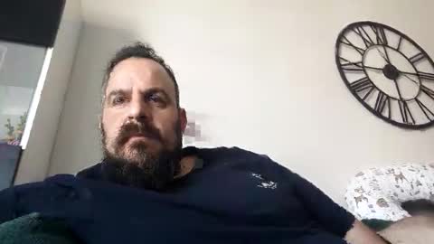 Snapshot of chrisole chatting on 04.21.26 chris ole online show from 04.21.26