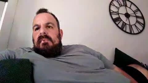 Snapshot of chrisole chatting on 04.28.26 chris ole online show from 04.28.26