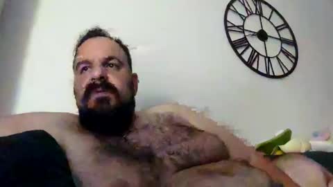 Snapshot of chrisole chatting on 05.28.26 chris ole online show from 05.28.26