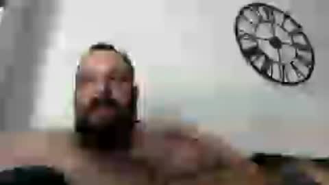 Snapshot of chrisole chatting on 07.25.26 chris ole online show from 07.25.26