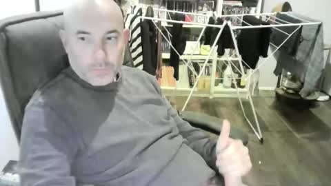 chrisprngr online show from 05.05.26