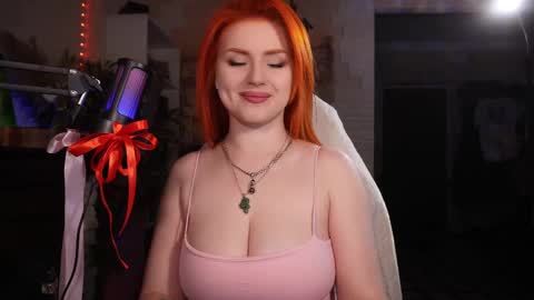 chriss_foxx online show from 03.05.25