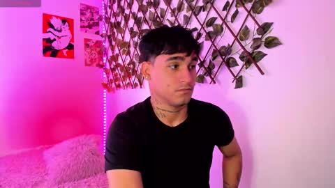 Christian Wang online show from 01.14.26