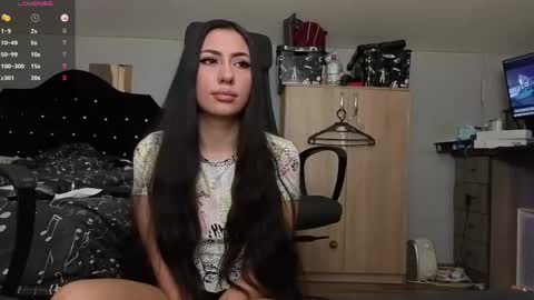 Chrissy online show from 03.29.26