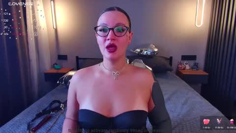 Chrissy online show from 03.01.26