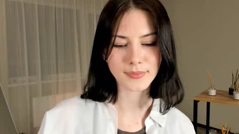 christaschrecongost online show from 02.17.26