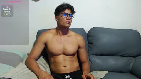 ---Chistian--- online show from 10.18.25