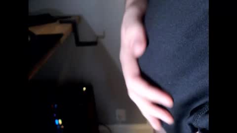 Chris online show from 10.04.25