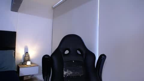 Snapshot of christianvalenzia chatting on 10.03.25 Christian online show from 10.03.25