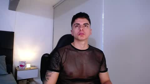 Snapshot of christianvalenzia chatting on 10.31.25 Christian online show from 10.31.25