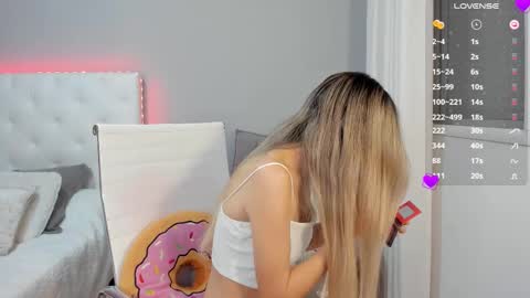 Christie online show from 11.10.25