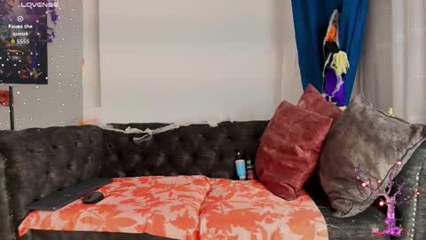 christin_lake online show from 11.01.25