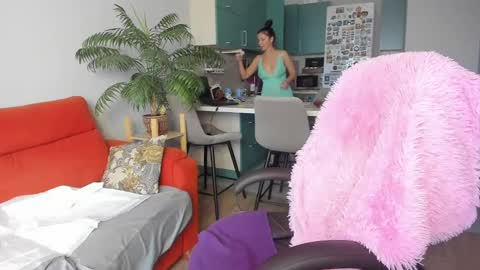 Snapshot of christina_hot chatting on 01.27.25 Chris online show from 01.27.25