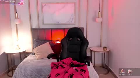 Hi Im Christina. . Dont forget to follow me to have me close to you   online show from 12.22.25