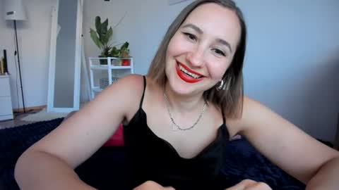 Snapshot of christina_rosse chatting on 06.19.26 christina rosse online show from 06.19.26