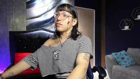 CHRISTINA online show from 10.21.25