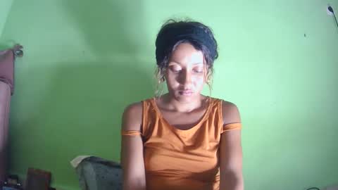 Snapshot of christine213 chatting on 02.01.26 christine213 online show from 02.01.26