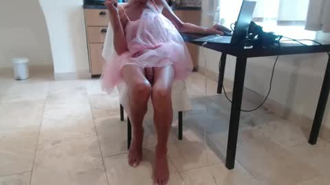 Snapshot of christine888 chatting on 06.05.26 Sissy Christine online show from 06.05.26